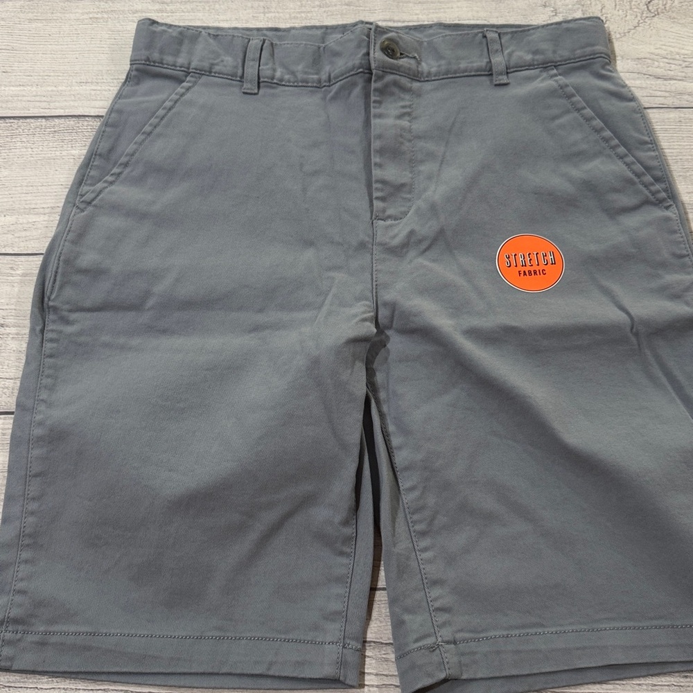 The Children's Place Boys HUSKY Flat Front Stretch Fabric Shorts in Fin Gray